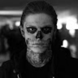 Meet your Posher, Ione